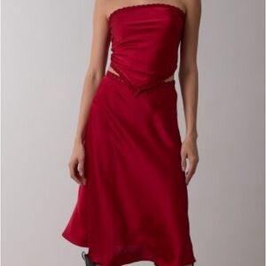 Two Piece Strapless Midi Ser